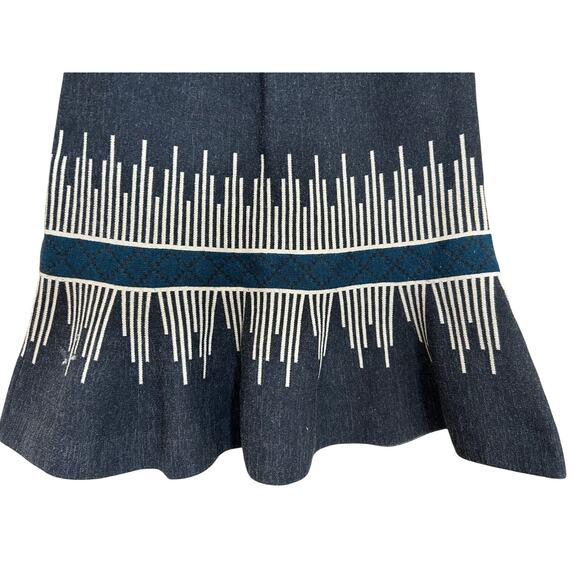 Women’s A-Line Midi Skirt – Black Beige Geometric Pattern, Flared Hem - Picture 4 of 5